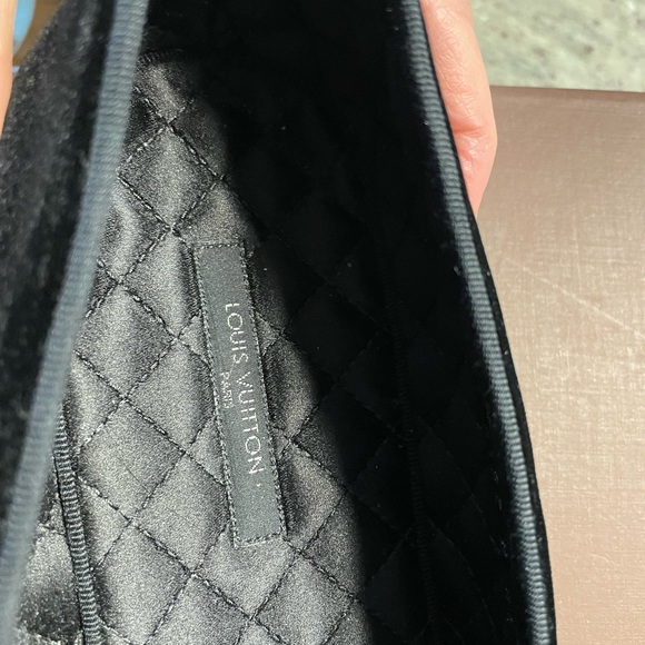 New Louis Vuitton Velvet Loafers. - Picture 7 of 8